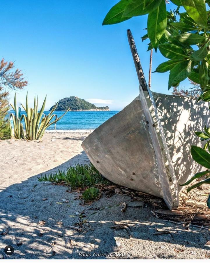 La Via Del Mare Διαμέρισμα Αλμπένγκα Εξωτερικό φωτογραφία